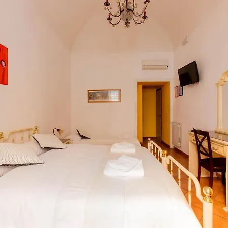 Casa de hóspedes Oscar 3 3*